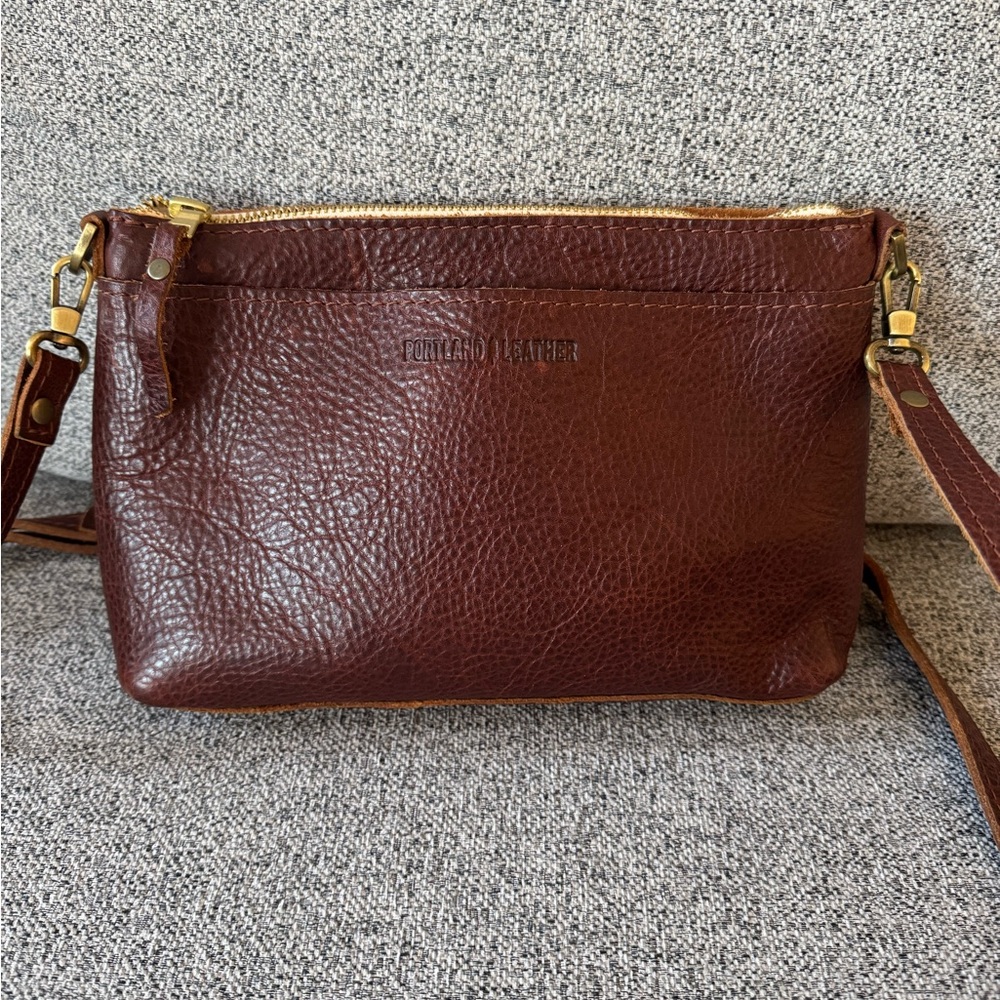 Portland Leather crossbody bag